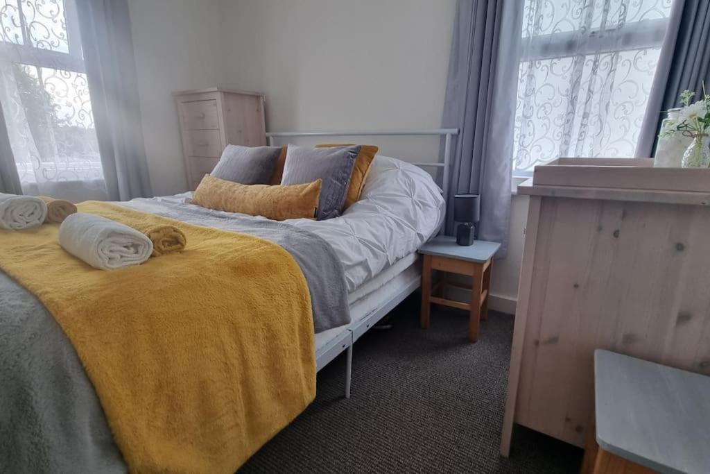 הוילה Entire House With Garden & Parking Nr Ashford Int מראה חיצוני תמונה